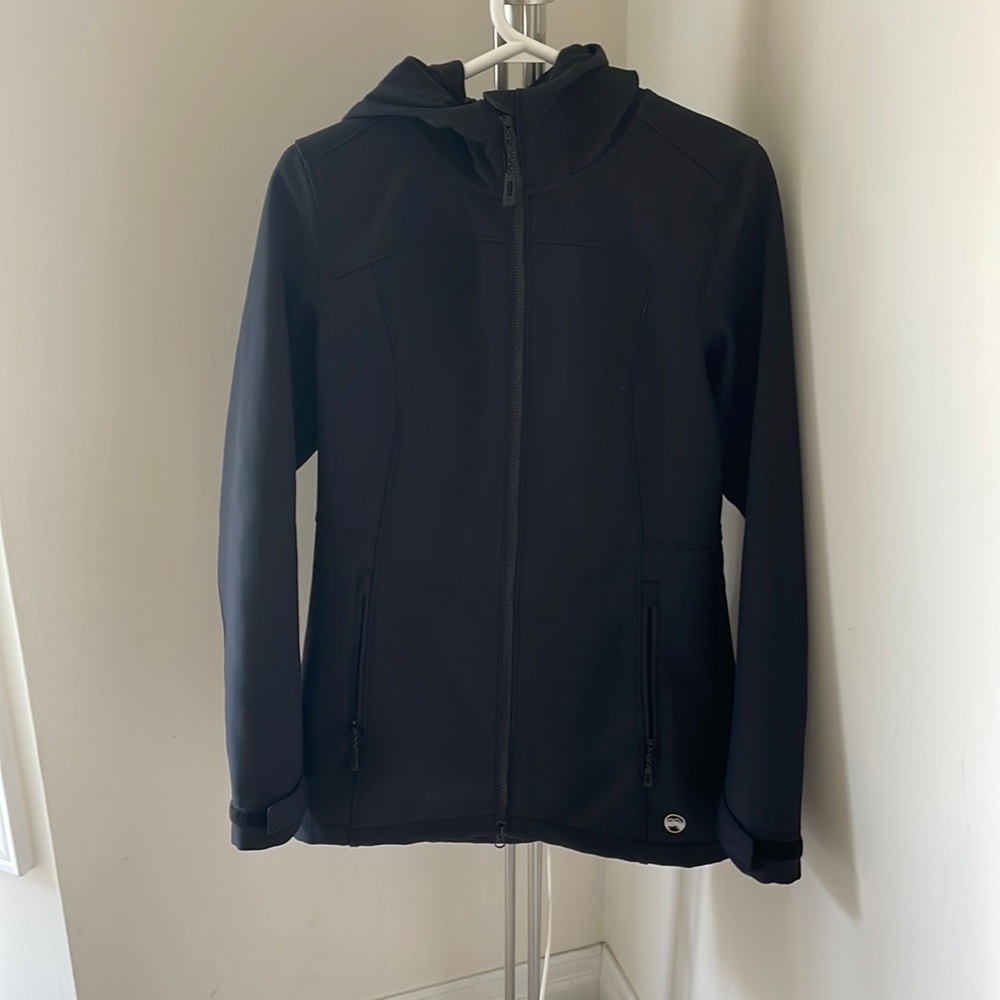 Wind River rain jacket